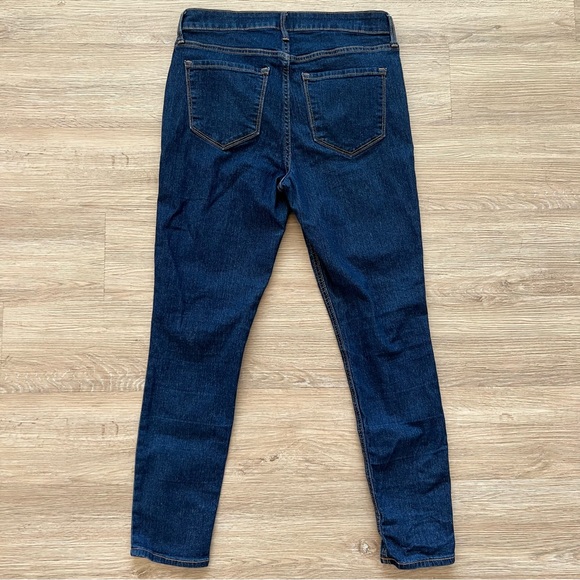 Old Navy  Super Skinny High Rise Ankle Jeans Dark Rinse Denim Size 8 - Picture 3 of 6